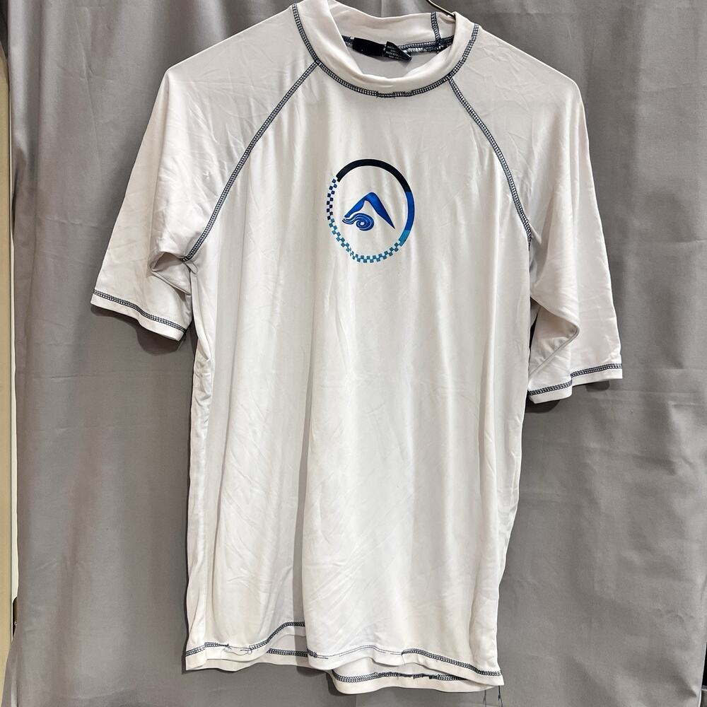 Kanu Surf Men's short-sleeve rashguard designed for sun protection Size L BR2234